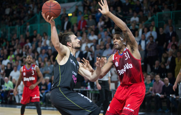 练和比赛的 练和比赛的