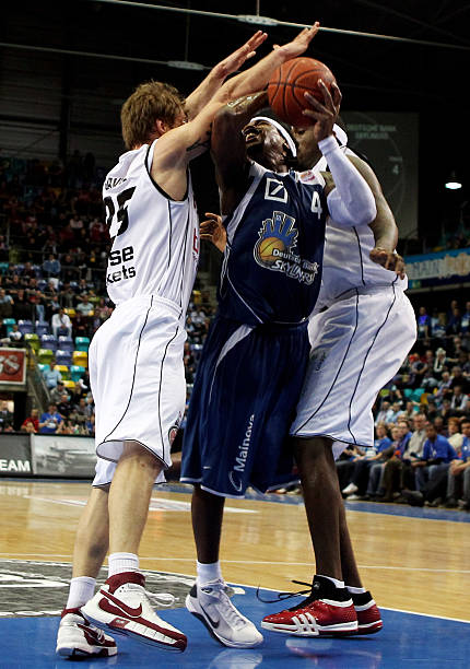 了长达8年 了长达8年