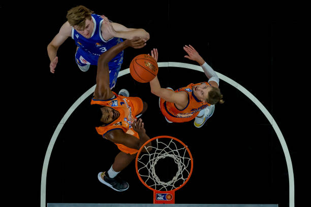 瞩目的决定 瞩目的决定