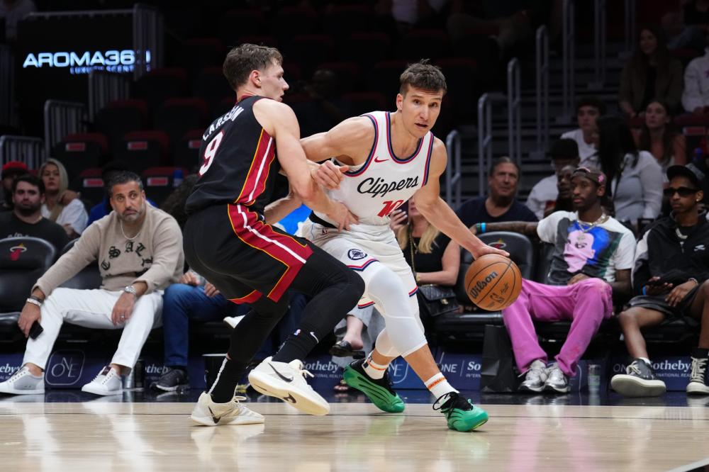 球迷们兴奋 球迷们兴奋