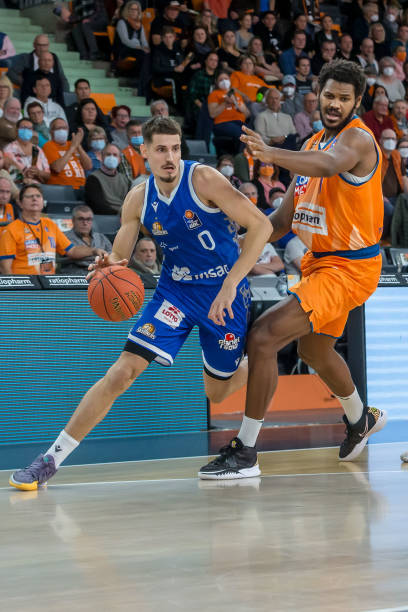 雷亚的职业 雷亚的职业